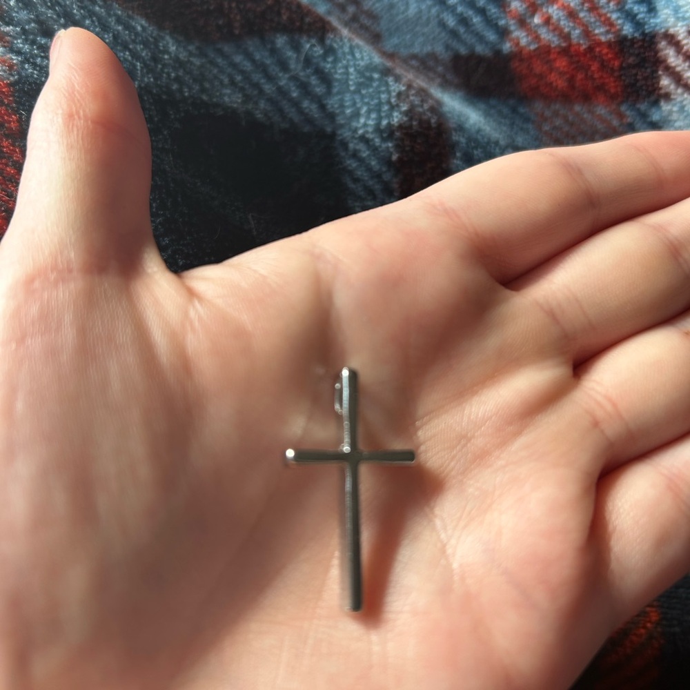 Men's Sleek Silver Cross Necklace